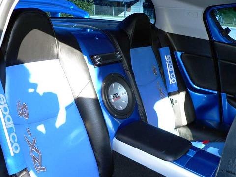 rx-8_sub_banco_tras.JPG