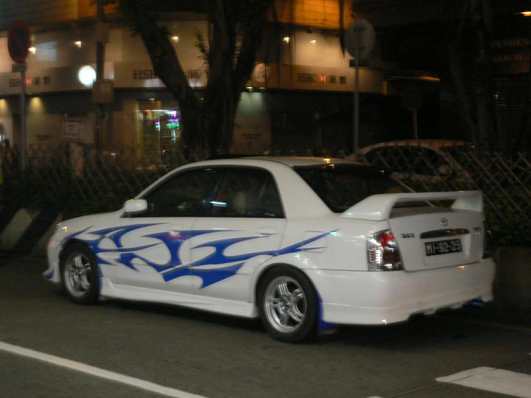 323.JPG
