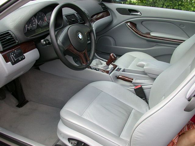 W496735_4.jpg