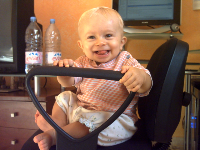 un fauteuille de bureau, comme il faut