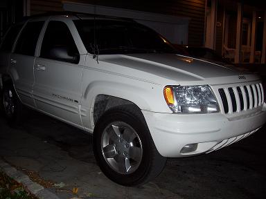 voici mon jeep,désoler mes il fait nuit