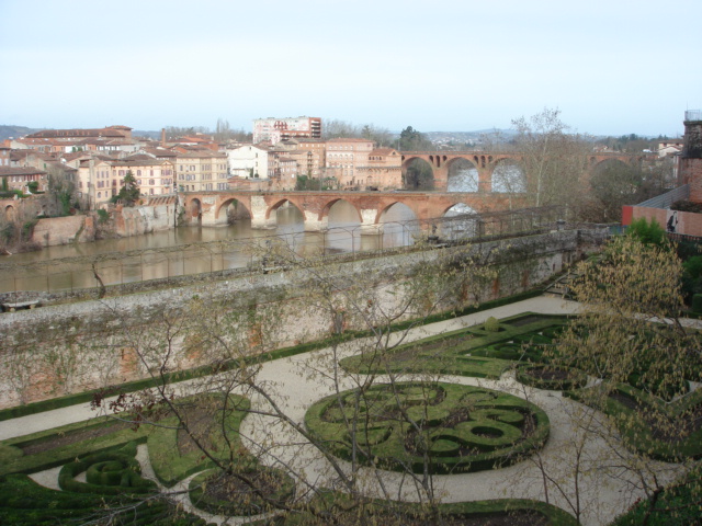 Jardin Albi.JPG