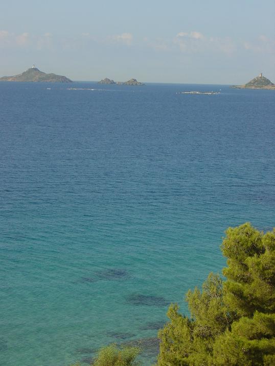 Vue de notre chambre d'hôtel à Ajaccio sur la route des îles sanguinaires