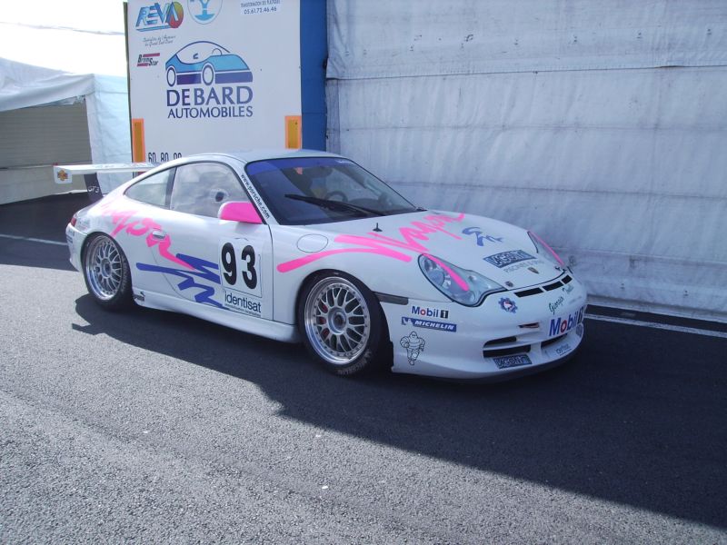 Porsche.jpg