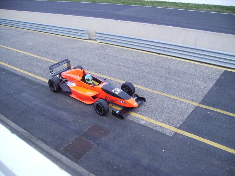 Monoplace.jpg