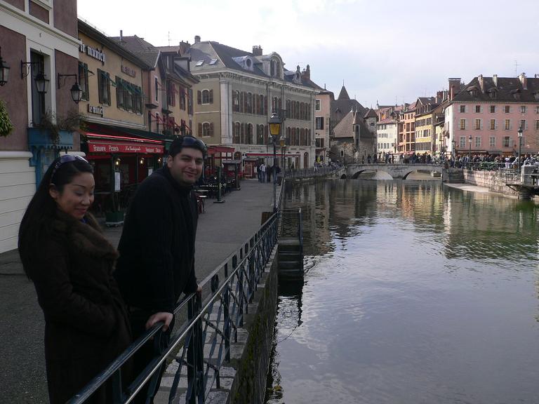 Deux touristes à Annecy ;-)
