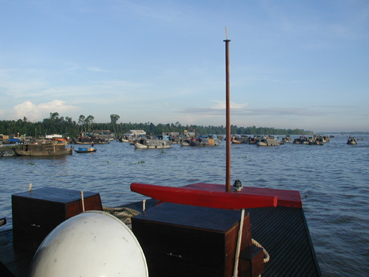 Encore une sur le Mékong...
<br />la fin du marché flottant
