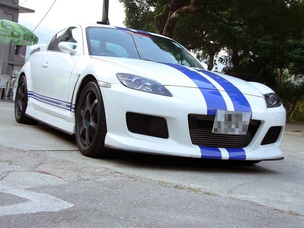 RX-8_002_800x600_.jpg