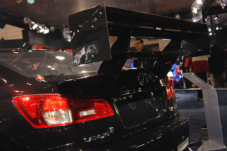 Lexus_ISF_Race05.jpg