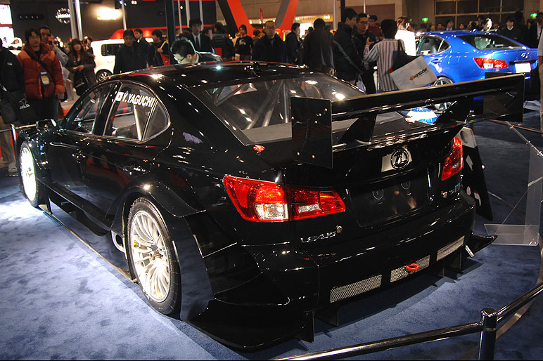 Lexus_ISF_Race04.jpg
