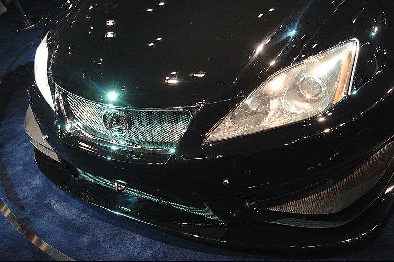 Lexus_ISF_Race02.jpg