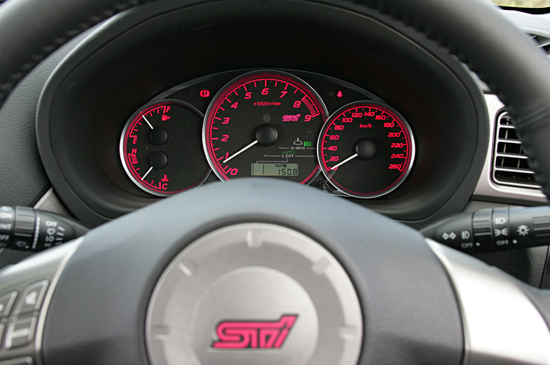 subaru_WRX_STi05.jpg