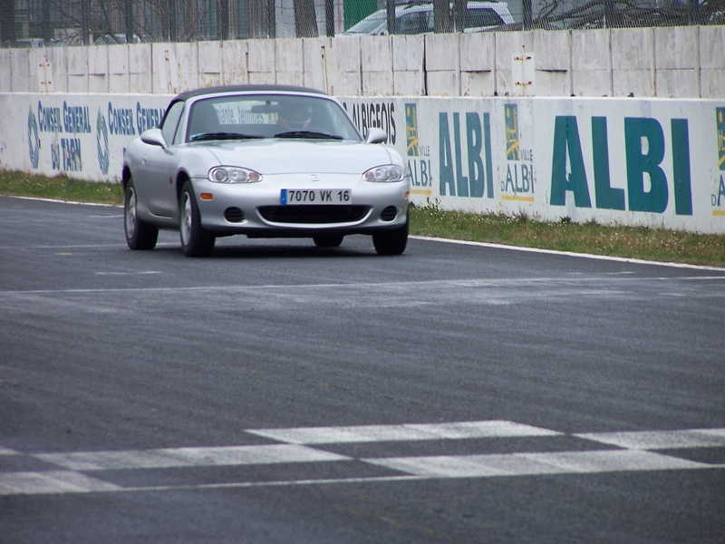 MX 5 PISTE.JPG