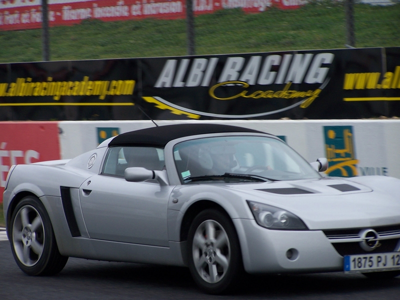 SPEEDSTER PISTE.JPG