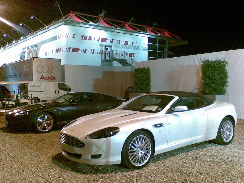 DB9 !