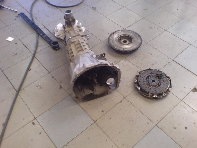 boite, volant moteur origine et embrayage