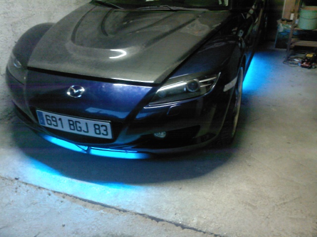 neons bleus.jpg