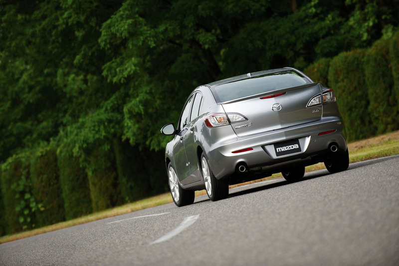 Mazda3_12.jpg