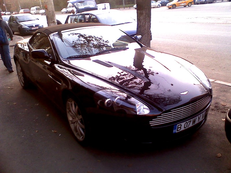 DB9