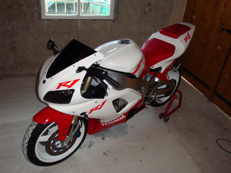 r1-3.jpg