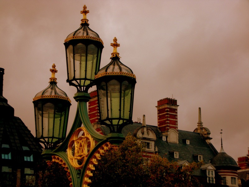 Ils ont de jolis lampadaires =D