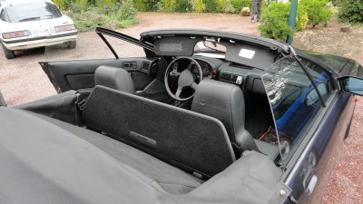 RX7 cabriolet intérieur