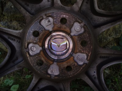 Jante Av Droit redim forum.jpg (222.16 Kio) Consulté 5449 fois Jante Avant Droit - Poches