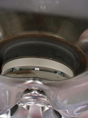 Pb a lavant.jpg (126.71 Kio) Consulté 5399 fois Problème avec la jante avant