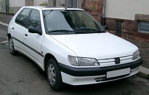 la troisieme, 306 1.4xr, j'ai fumé le moteur bilan je l'ai revendu a mon mecano