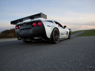 chevrolet_corvette_440_1600x1200_redimensionner.jpg