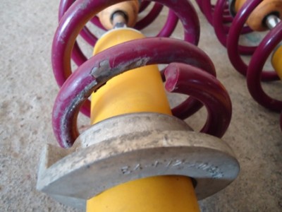 oxydation ressort avant.JPG (73.82 Kio) Consulté 3441 fois oxydation ressorts avant