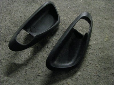 plastique ouverture des portes avant.......20€