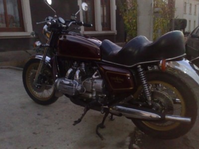 goldwing.jpg