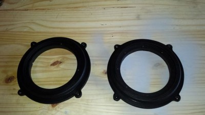 20130627_191806.jpg (54.29 Kio) Consulté 3189 fois Entretoises portières avant peintes en noir.