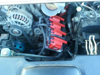 vous ne devez pas monter ainsi vos bobines, car vous ne pourrez pas etre sur de bien avoir installer les cables HT