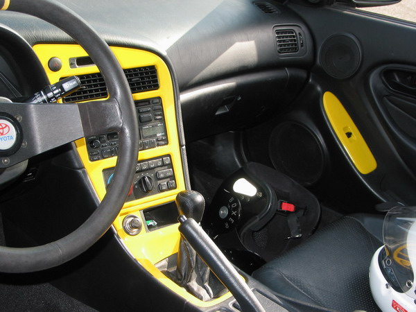 Celica-In01.JPG