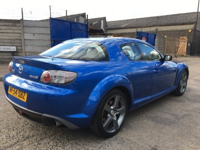 mazda 2.jpg