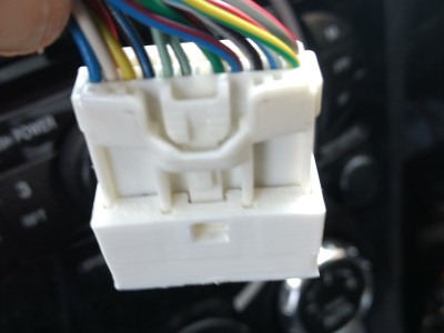 Connector.jpg (114.48 Kio) Consulté 19124 fois Connecteur GPS