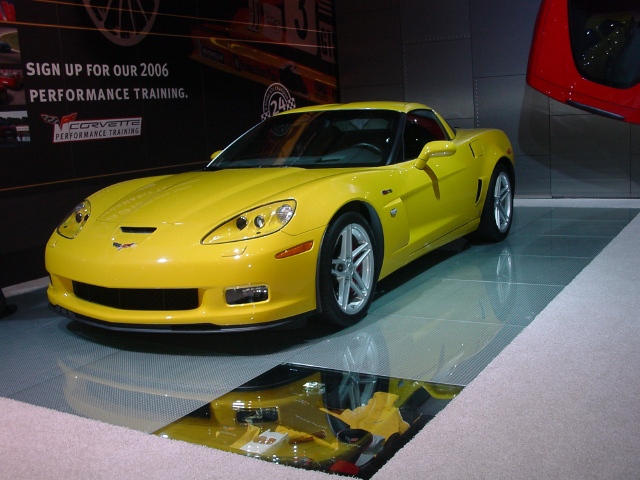 Une belle Corvette Jaune