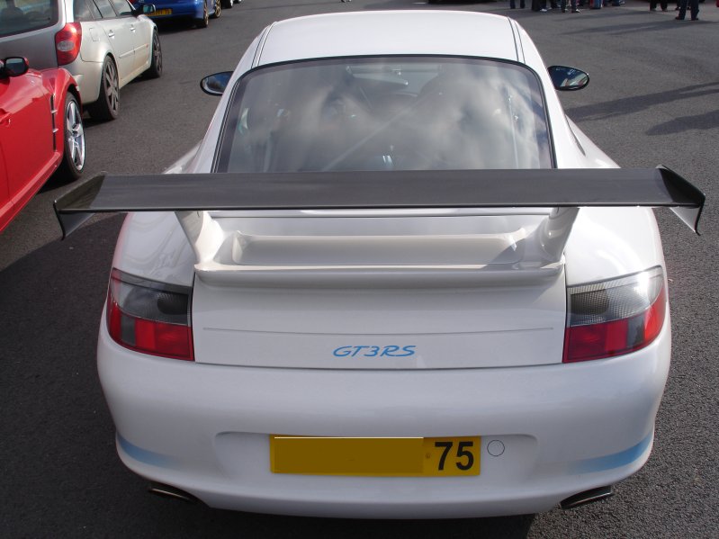 porsche_arr2.JPG