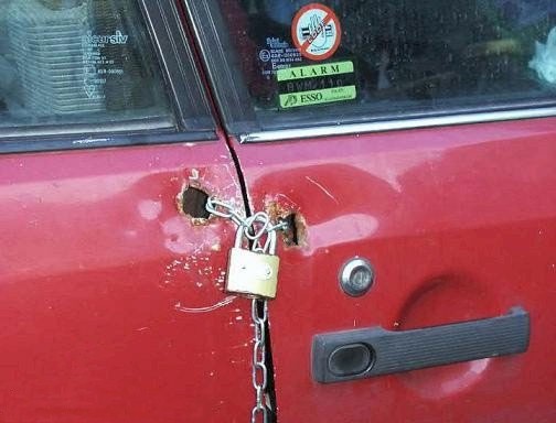 che938lockds3.jpg