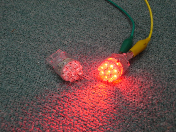 LED15R.jpg