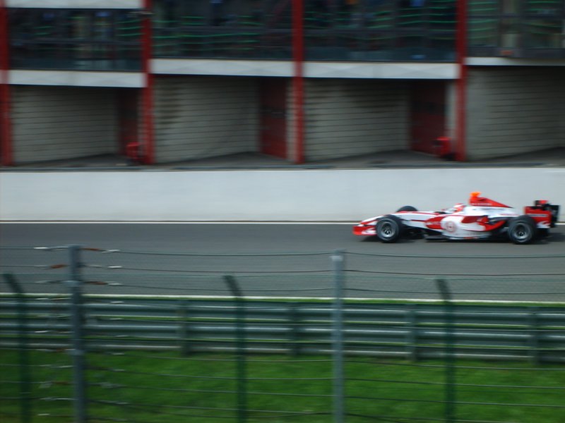 S5001834.jpg