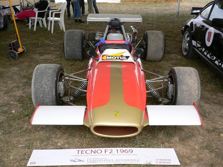 une F2
