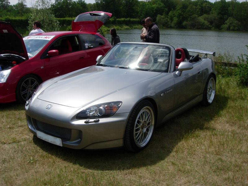 S2000 GRISE.jpg