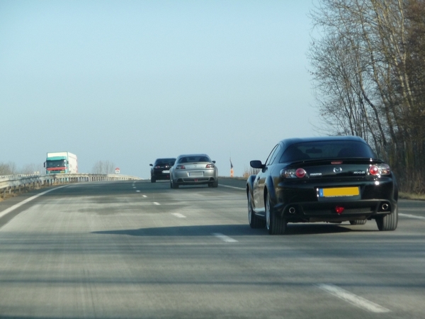P1000302-600.jpg