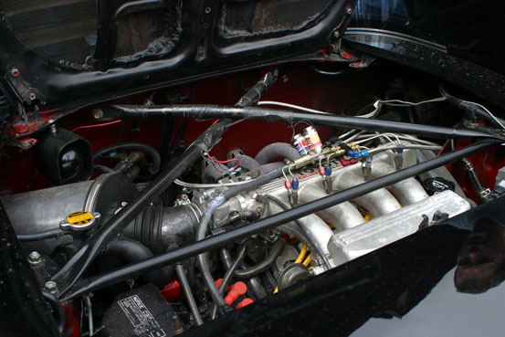 son moteur gavé au nos