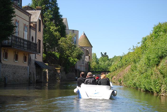 Balade en bateau à Bonneval