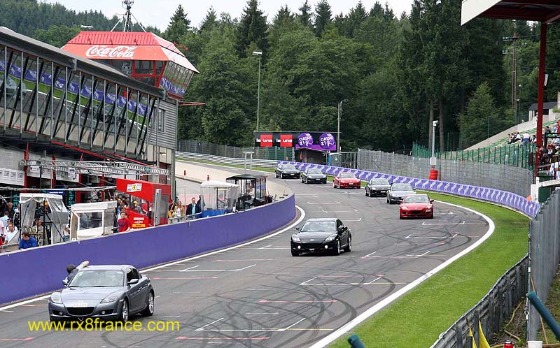 Spa24H_MAZDA_20050730_16.jpg