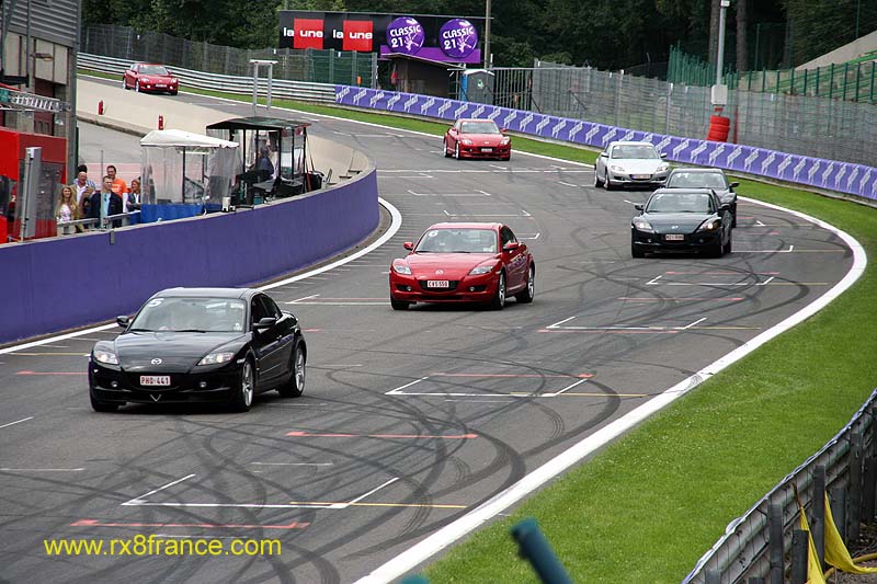 Spa24H_MAZDA_20050730_17.jpg